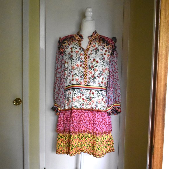 Alice + Olivia | Kathy Tiered Shirtdress - Picture 8 of 11